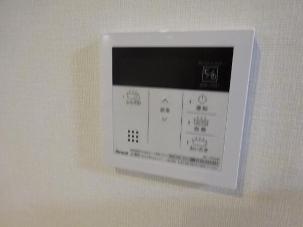 建物設備(給湯器リモコン)