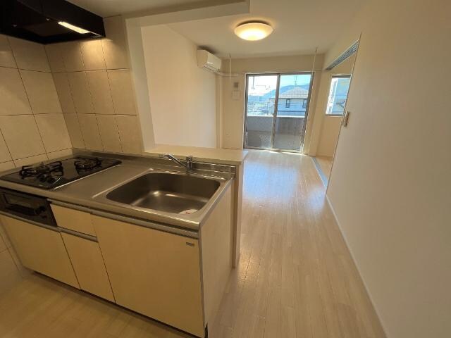 物件内観写真9　(リビング)