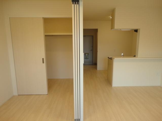 物件内観写真11　(リビング)