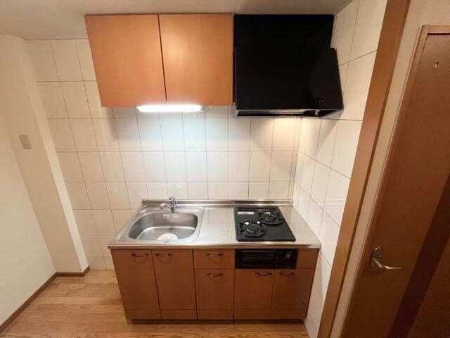 物件内観写真2　(キッチン)