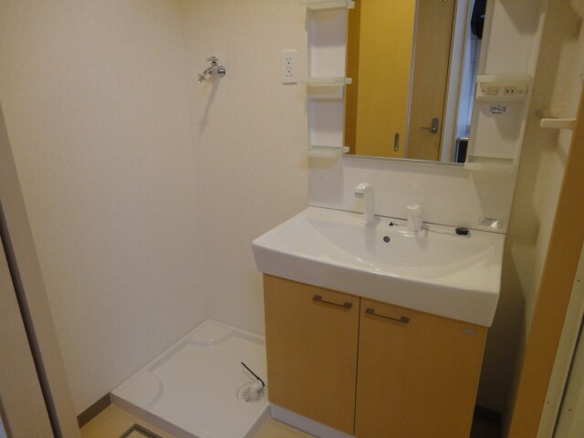物件内観写真4　(洗面)