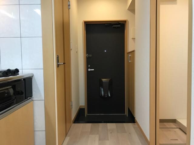 物件内観写真14　(玄関)