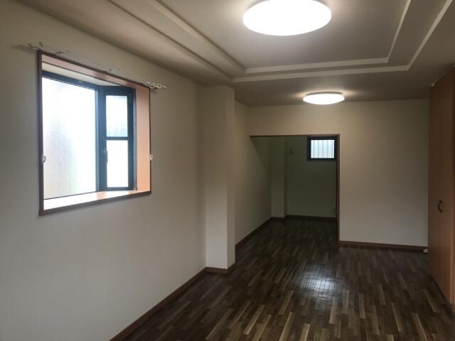 物件内観写真9　(LDK)