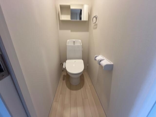 物件内観写真19　(シャワー付トイレ)