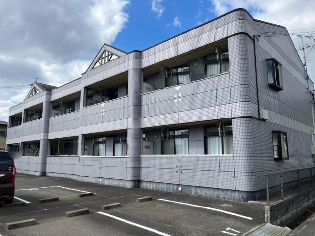 物件外観写真1　(外観写真（昼）)