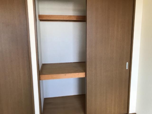 物件内観写真23　(収納)