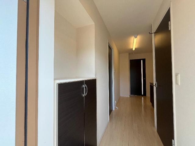 物件内観写真27　(下駄箱)