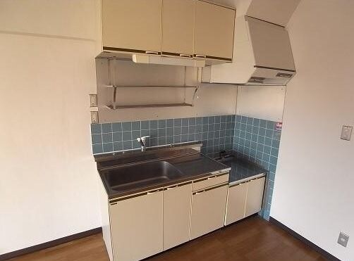 キッチン(※現況優先　間取り反転)