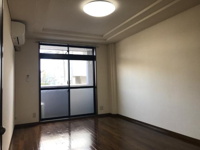 物件内観写真23　(洋室)