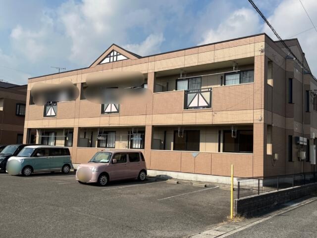 物件外観写真1　(外観写真（昼）)