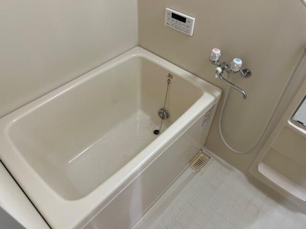 浴室(バス／シャワールーム等)