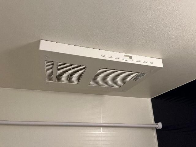 物件内観写真21　(浴室乾燥機)