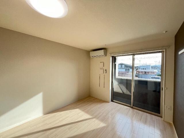 物件内観写真22　(洋室)