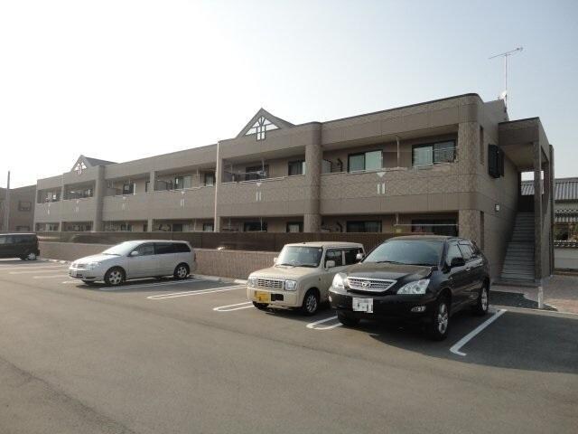 物件外観写真2　(外観写真（昼）)