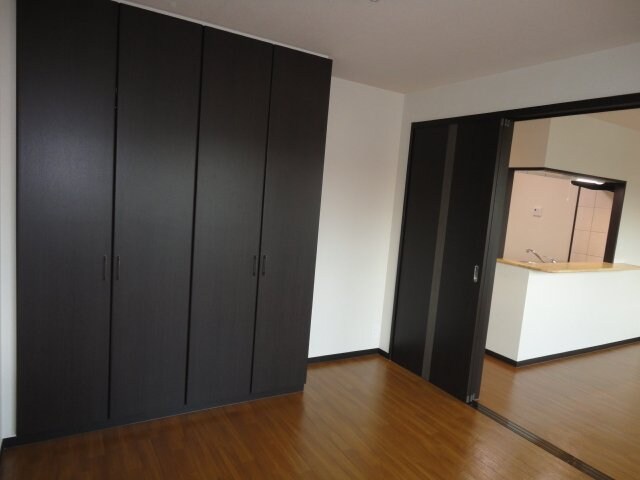 物件内観写真7　(洋室)