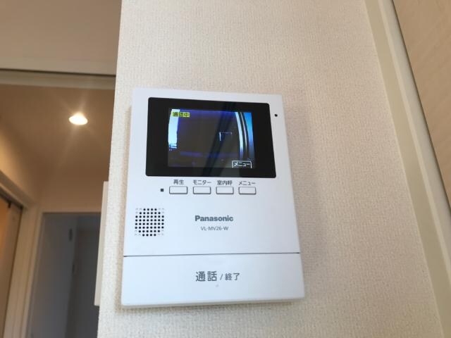 物件内観写真18　(カメラ付インターホン)