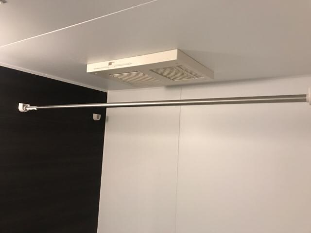 物件内観写真26　(暖房付浴室換気扇)