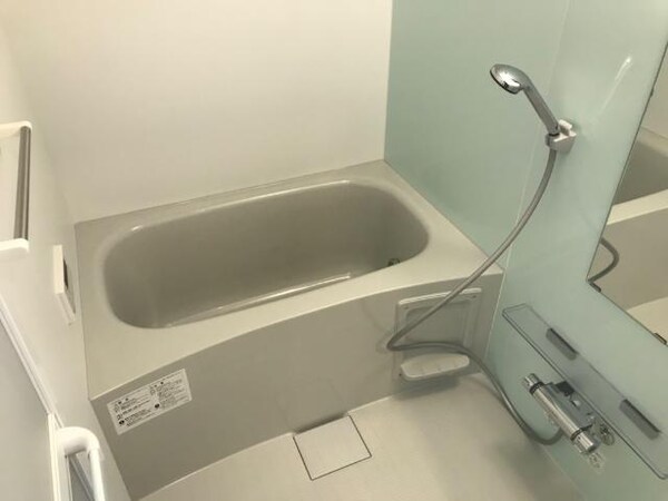 浴室(バス／シャワールーム等)