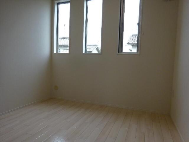 物件内観写真15　(洋室)