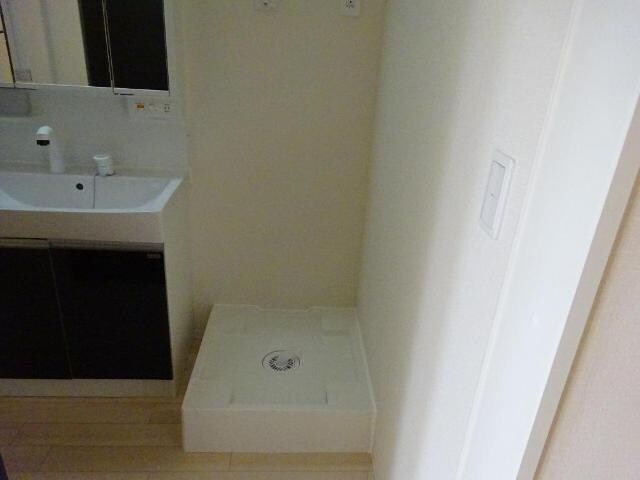 物件内観写真21　(洗濯機置場)