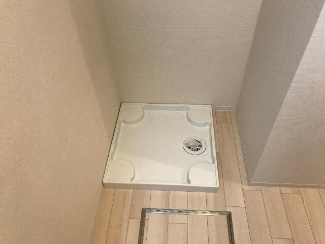 物件内観写真25　(洗濯機置場（反転）（イメージ）)