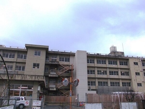周辺環境(御幸小学校まで900m)