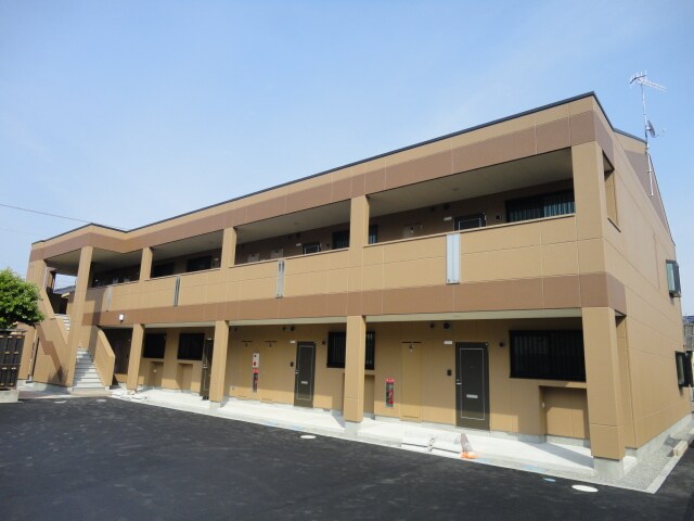 物件外観写真2　(外観写真（昼）)