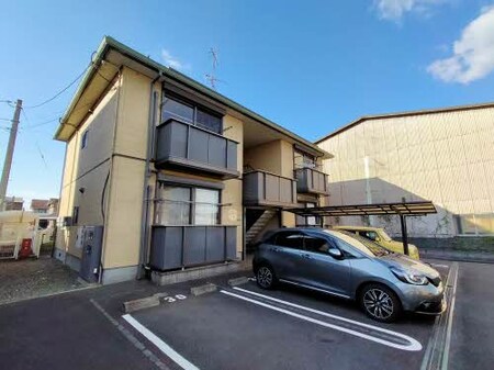 エムアールイーG棟外観写真