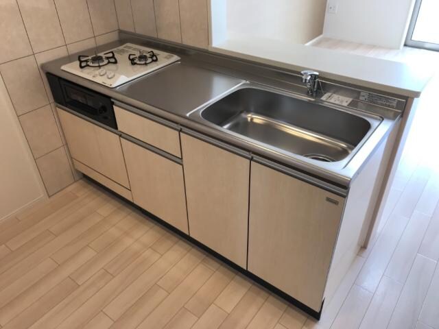 物件内観写真3　(キッチン)