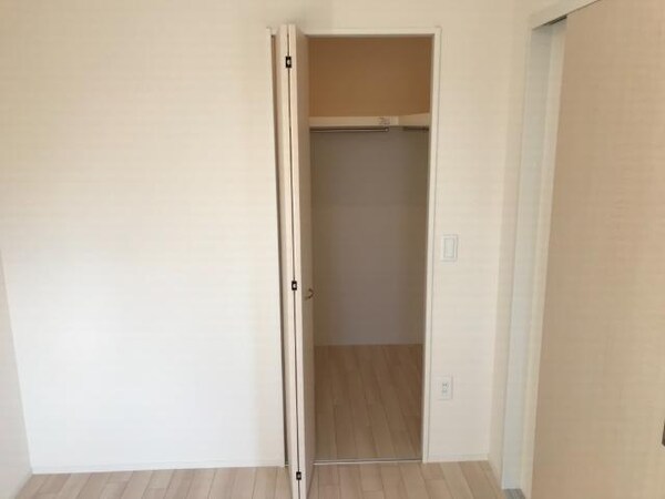 収納(ウォークインクローゼット)