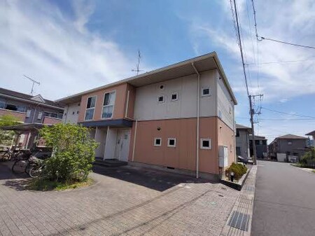 メゾン・ド・ローズ B棟外観写真