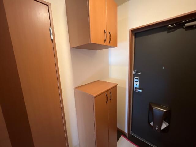 物件内観写真17　(下駄箱)