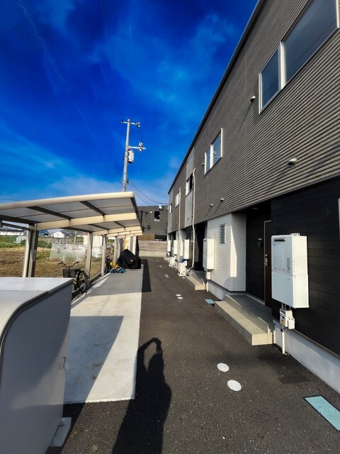 物件外観写真2　
