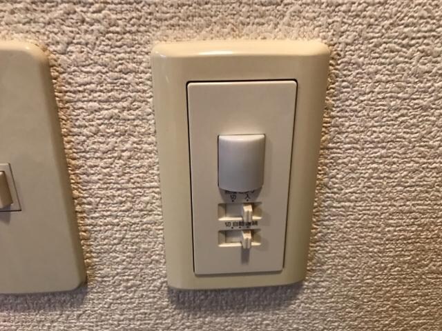 物件内観写真21　(オート照明)