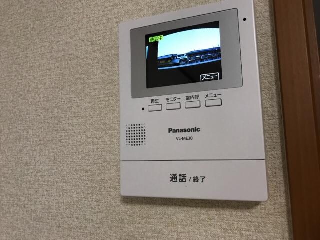 物件内観写真15　(カメラ付インターホン)