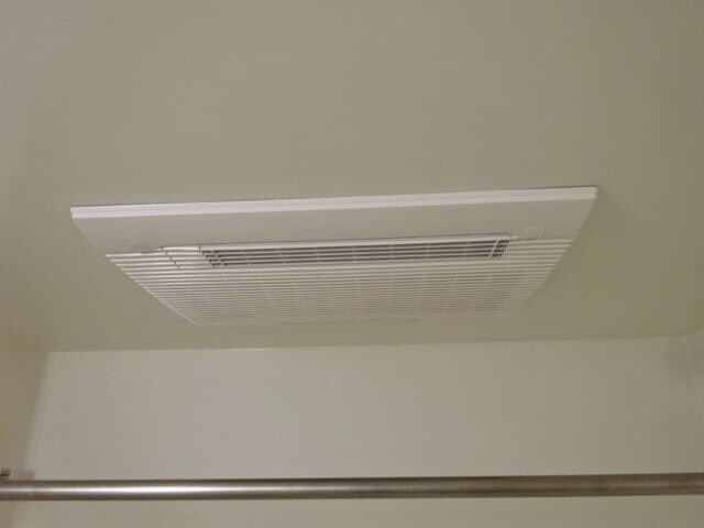 物件内観写真17　(浴室乾燥機)