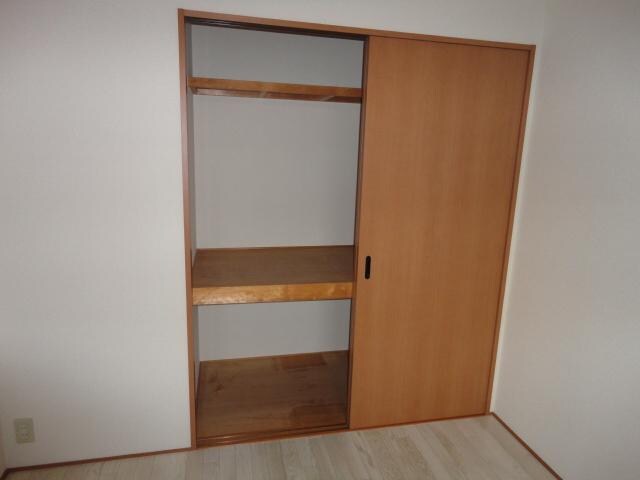 物件内観写真21　(収納)
