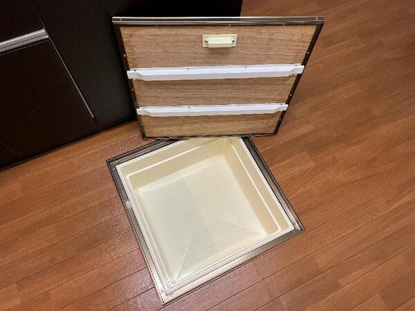 収納(床下収納)