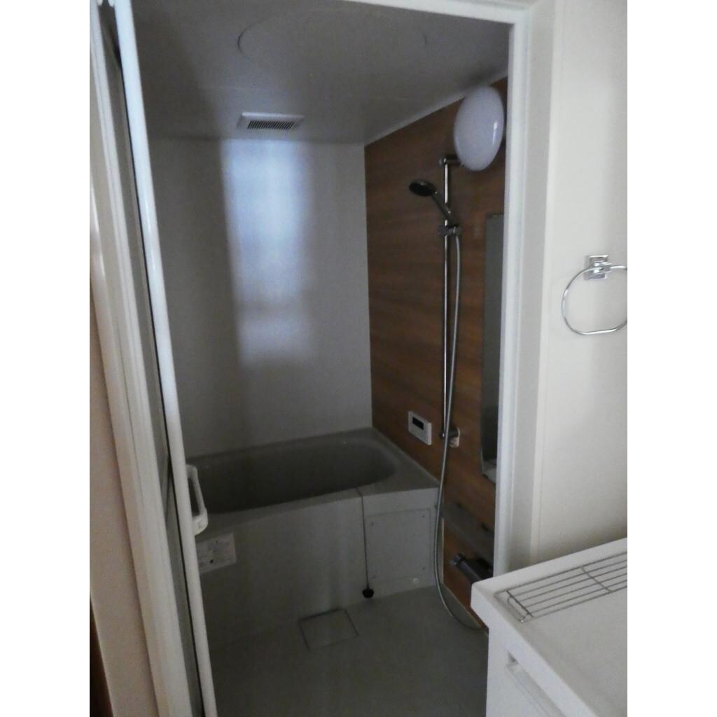 物件内観写真3　(風呂)