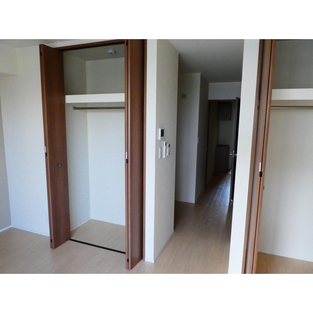 物件内観写真5　(収納)