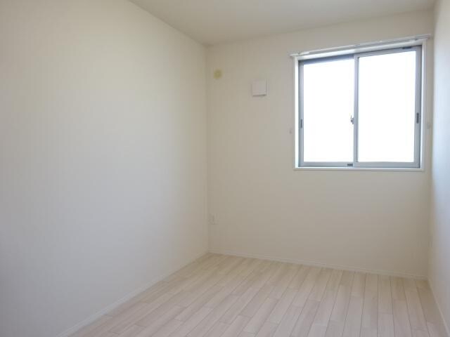 物件内観写真13　(洋室(5.1帖))