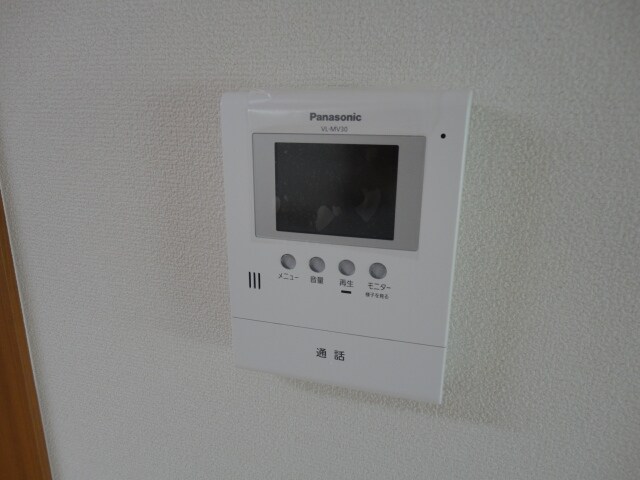 物件内観写真17　(カメラ付インターホン)