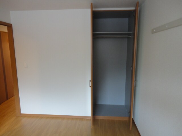 物件内観写真21　(クローゼット)