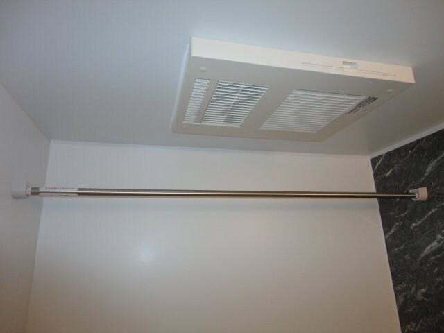 物件内観写真19　(浴室乾燥機)