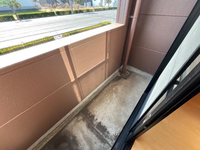 物件内観写真27　(ベランダ)