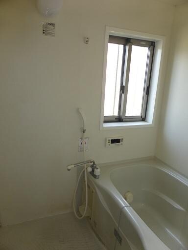 物件内観写真6　(風呂)