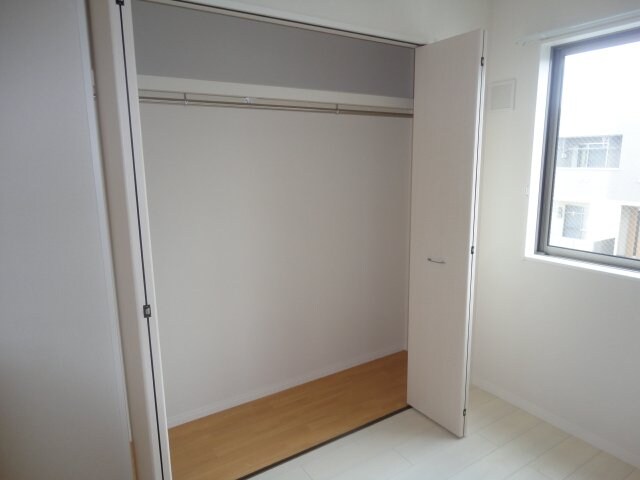 物件内観写真24　(クローゼット)