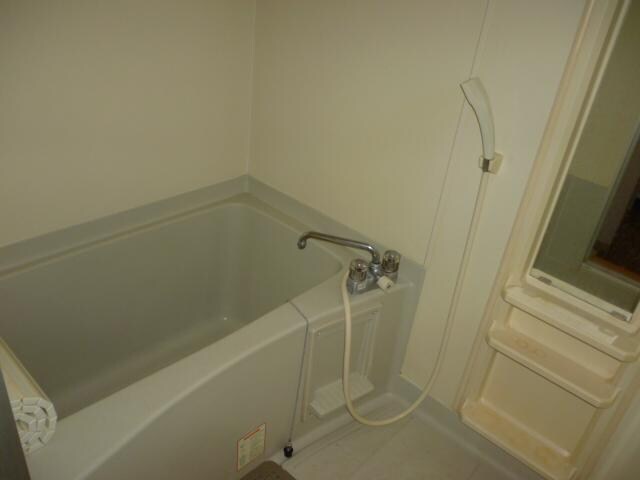 物件内観写真8　(風呂)
