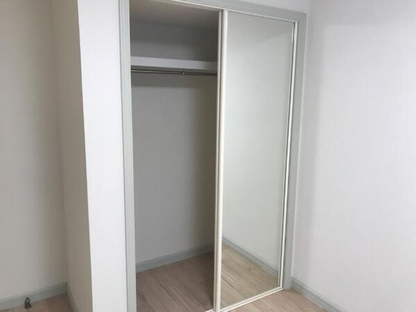 収納(南洋室クローゼット)