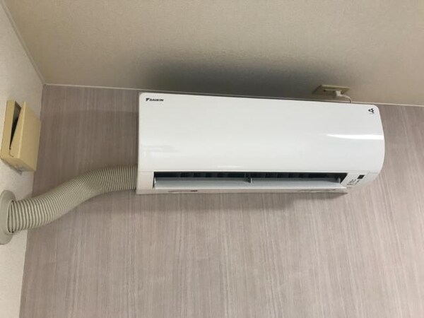 建物設備(エアコン)